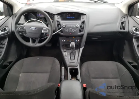 2018 Ford Focus Se z USA, uszkodzony, nr VIN 1FADP3F25JL203320